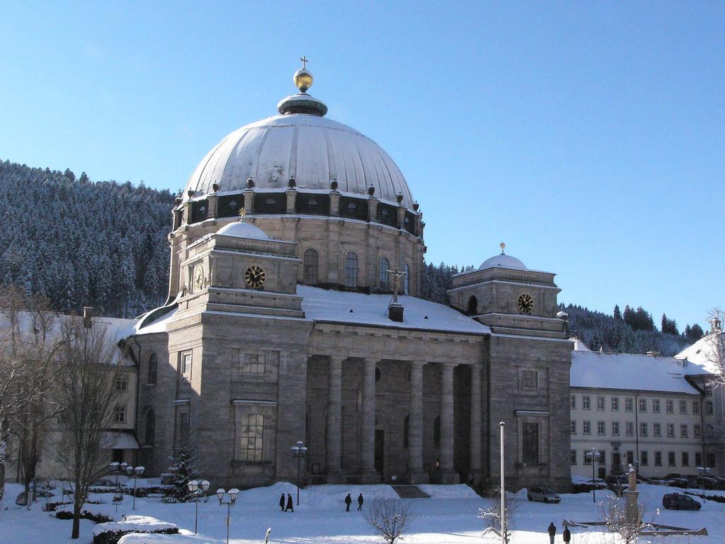 Ferienwohnungen Sternenthal เมนเซนชวานด์ ภายนอก รูปภาพ